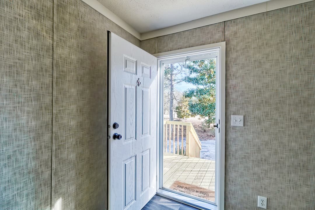 229 longspur ln interior home features