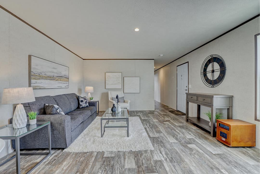 Prime 1676h42p01 interior home features