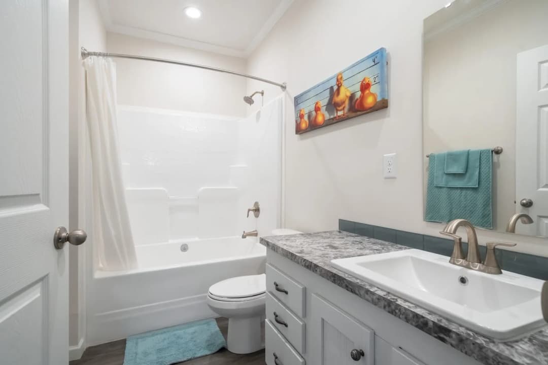 The raelyn hud bathroom home features