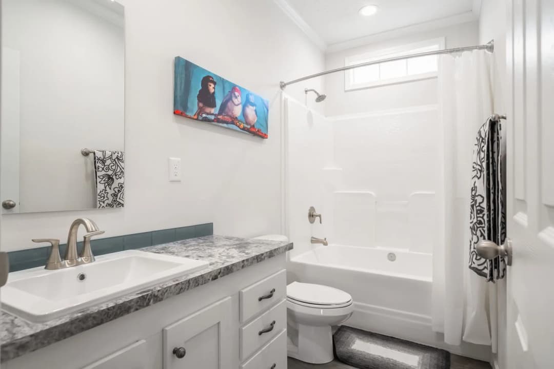 The raelyn hud bathroom home features