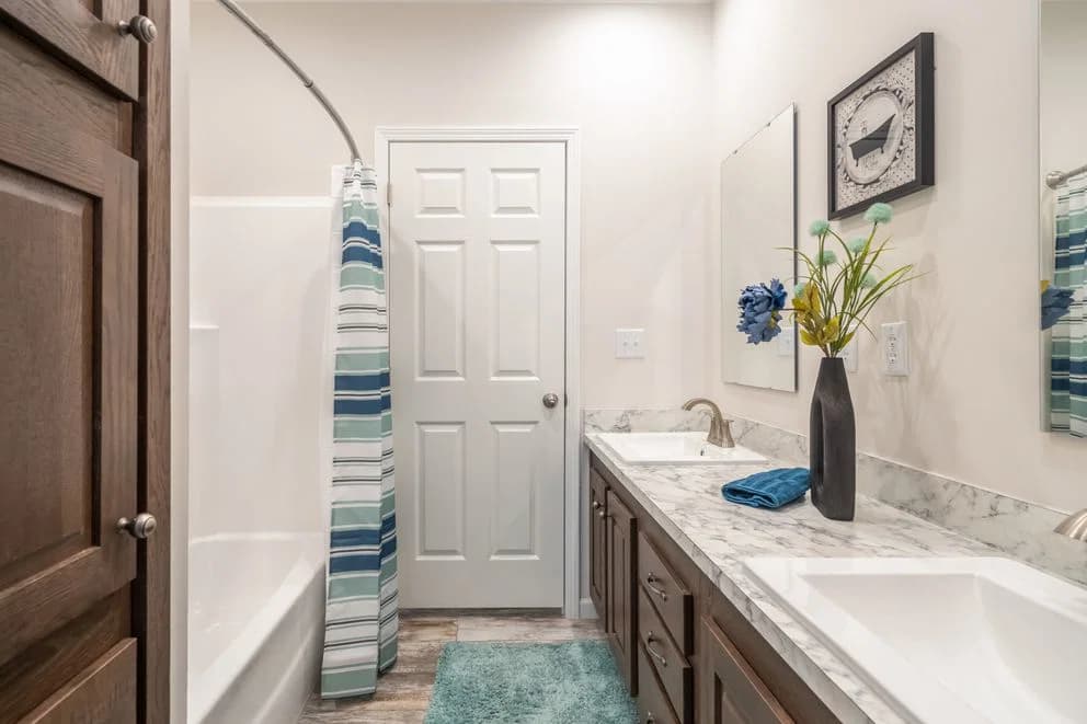 The osprey mod bathroom home features