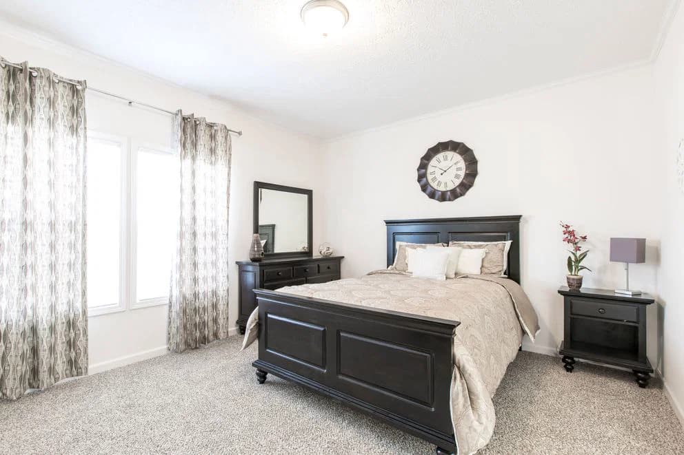 The whitecap mod bedroom home features