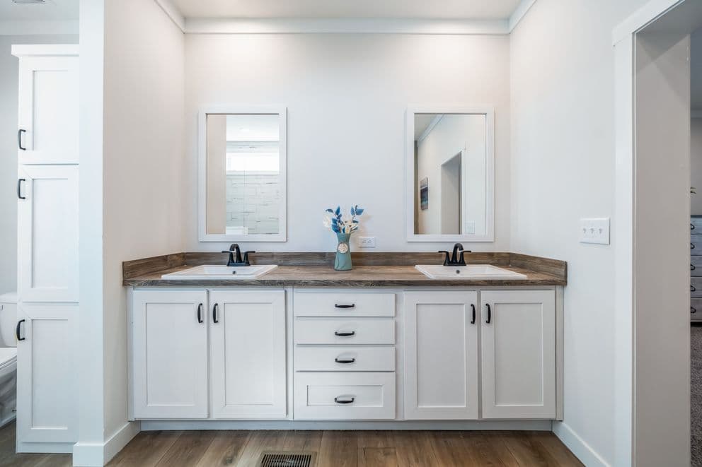 Baby belle mod bathroom home features