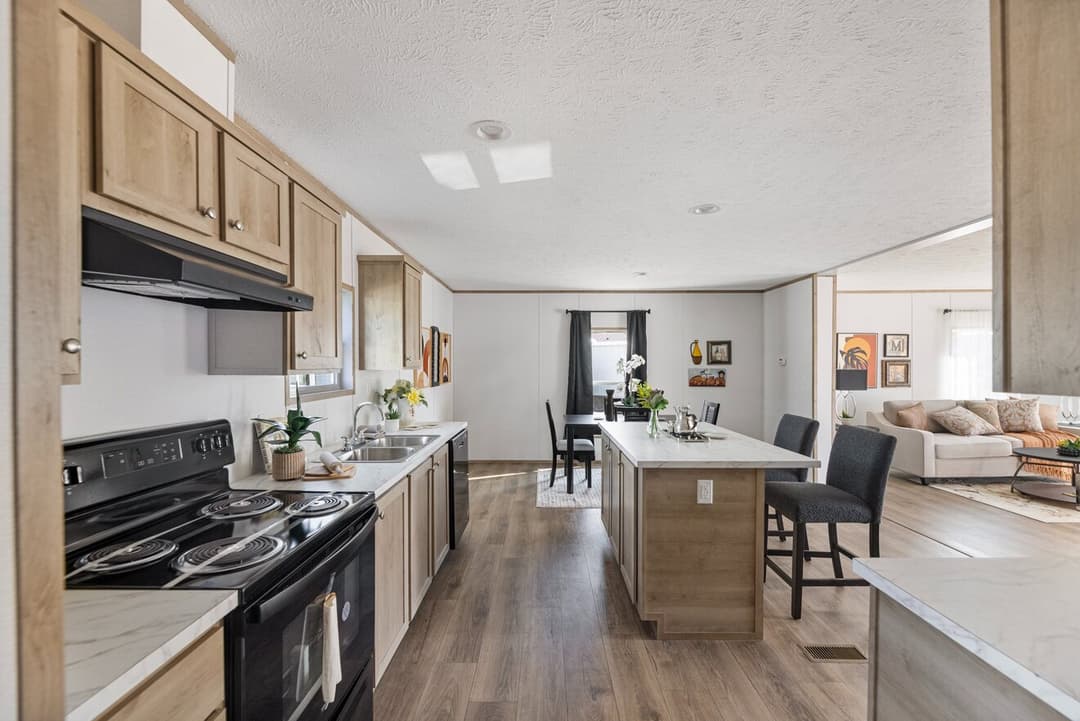 Phoenix 32483a kitchen home features