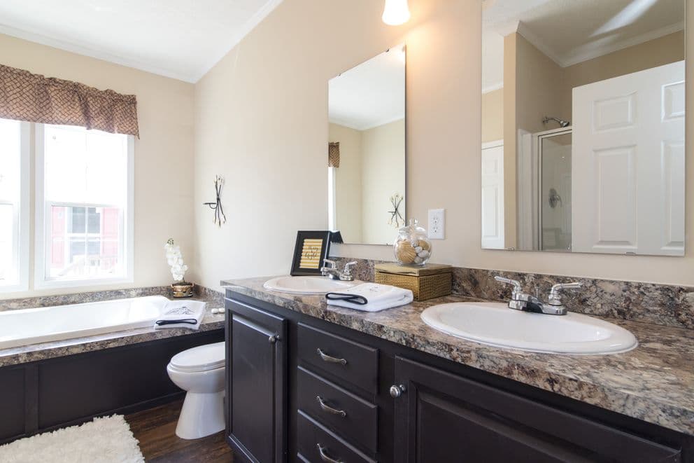 Sweet one mod bathroom home features
