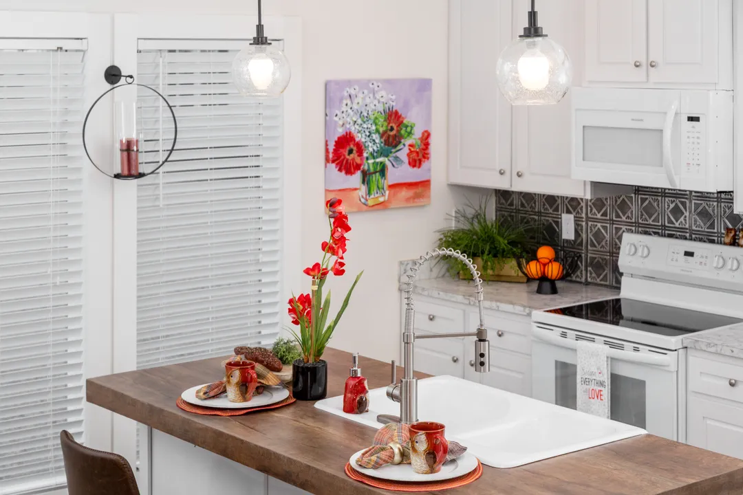 1439 carolina magnolia kitchen home features