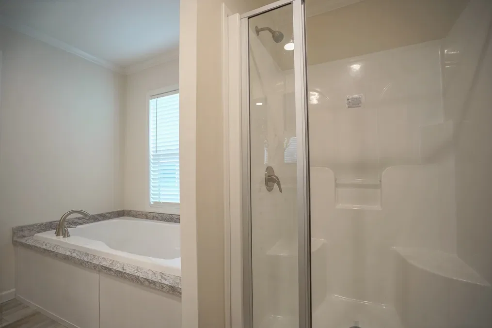 Cool breeze bathroom home features