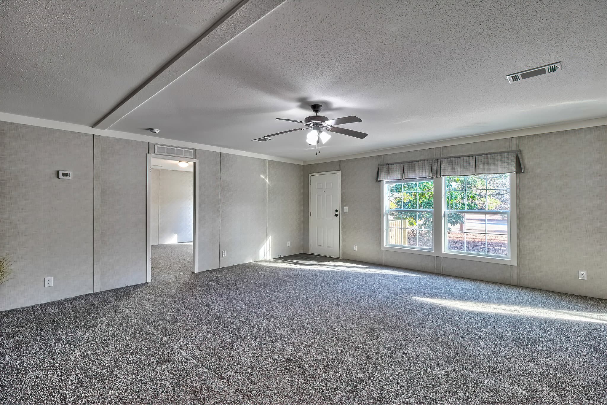 229 longspur ln interior home features