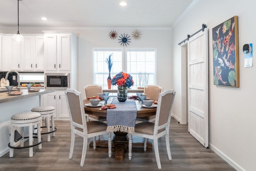 Blue bay mod interior home features