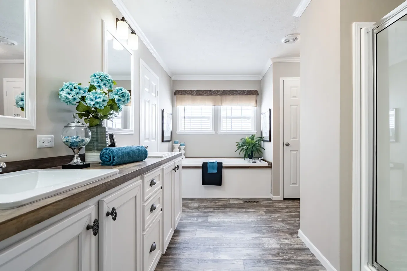 The roddy bathroom home features