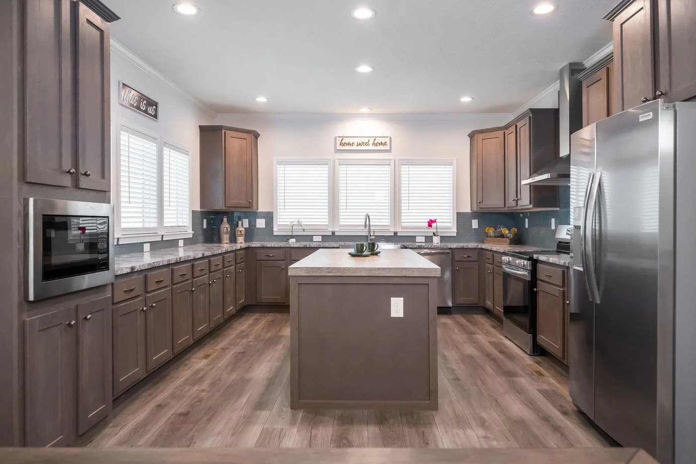 The raelyn hud kitchen home features