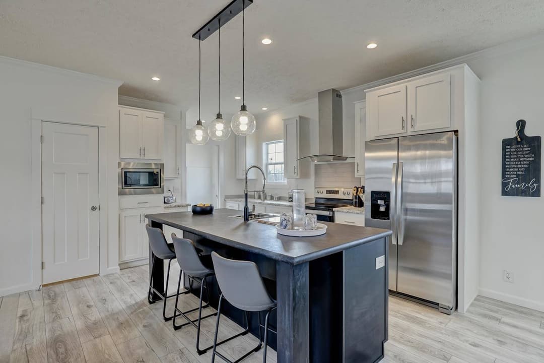 Ironclad 2856-08 kitchen home features