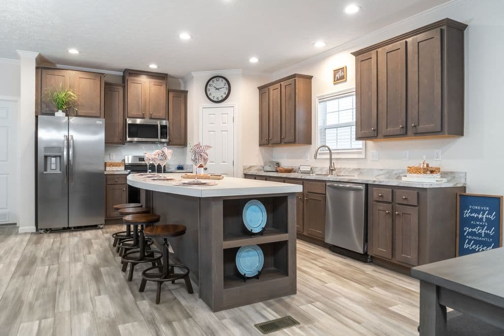 The waterway hud kitchen home features